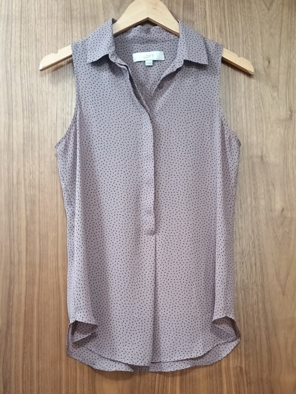 LOFT Sleeveless Collared Dot-Print Blouse in Taupe and Black XS